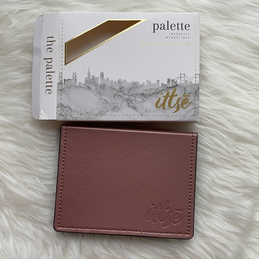ITTSĒ The Van Ness Magnetic Eyeshadow Quad